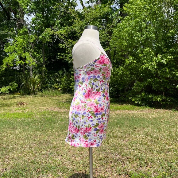 2/$40 Vintage Satin Floral Bow Slip - Picture 4 of 9